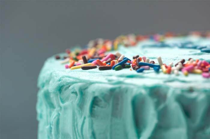 Homemade Birthday Cake - Quick and Easy Recipe and Instructions