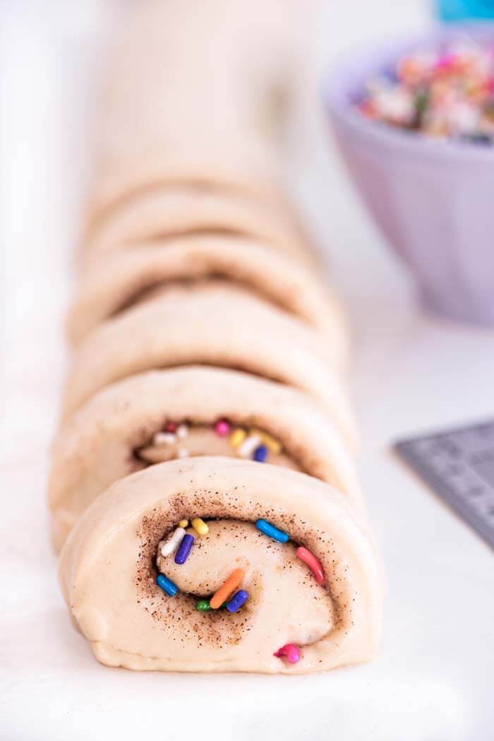 Birthday Cake Cinnamon Rolls | Sprinkles For Breakfast