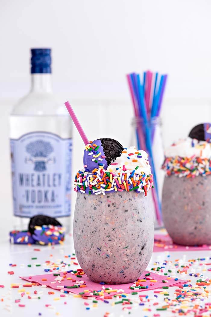 Boozy Confetti Oreo Milkshake | Sprinkles For Breakfast