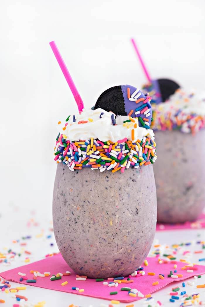 Boozy Confetti Oreo Milkshake | Sprinkles For Breakfast