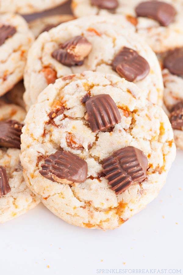 Quick and Easy Cookie Recipes With Reese's Peanut Butter Cups | Sprinkles For Breakfast