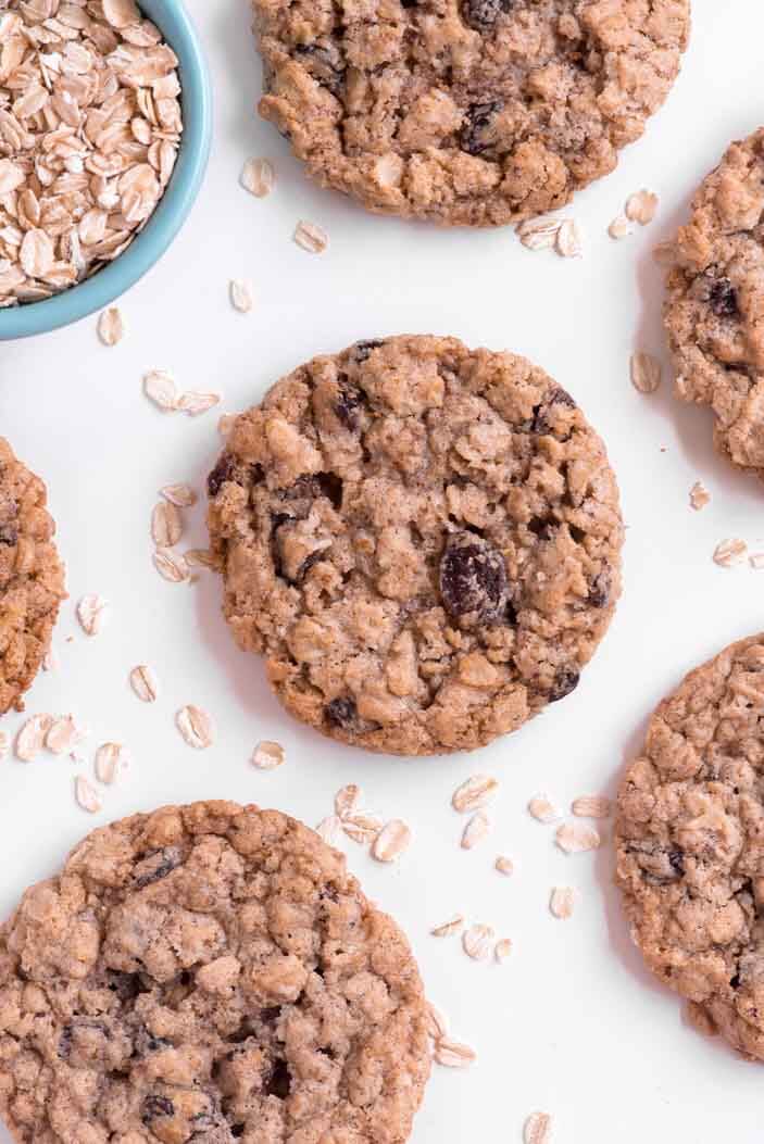 Chewy Oatmeal Raisin Cookies | Sprinkles For Breakfast