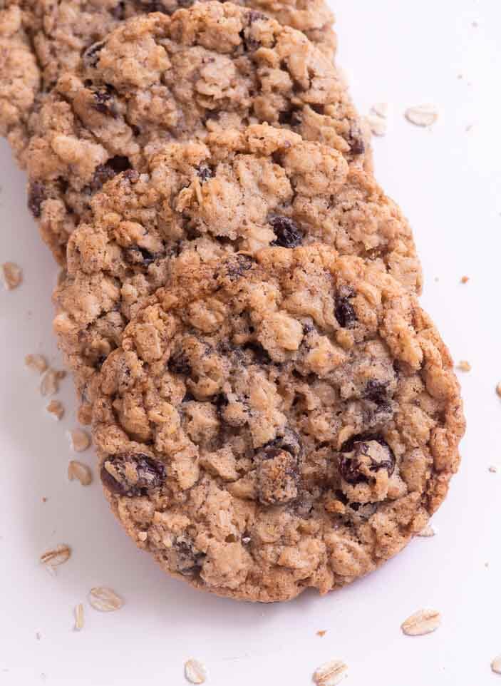 Chewy Oatmeal Raisin Cookies | Sprinkles For Breakfast