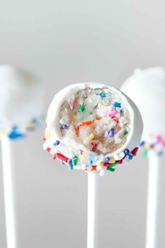 Confetti Cake Pops - Sprinkles For Breakfast