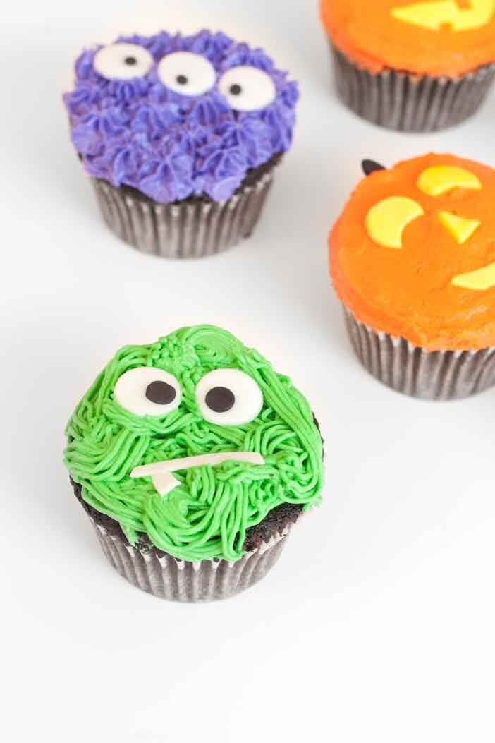 No Frosting Needed: Halloween Cupcakes