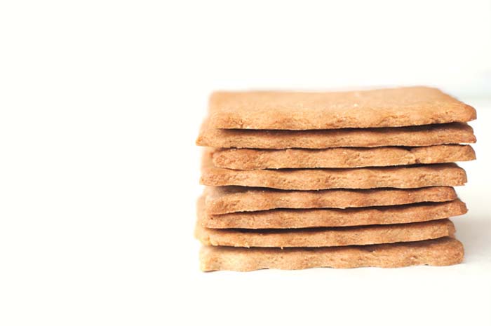 Quick and Easy Homemade Graham Crackers