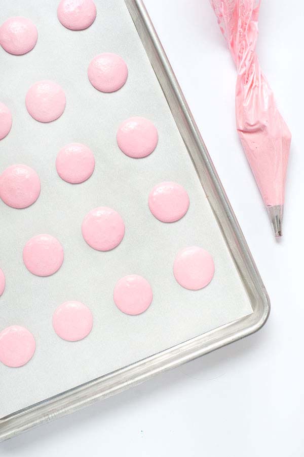 recipe for the perfect Macarons | Sprinklesforbreakfast.com