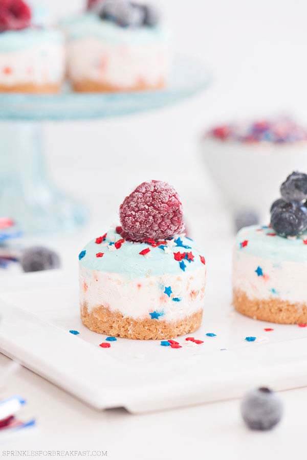 Miniature Cheesecakes to Celebrate Independence Day