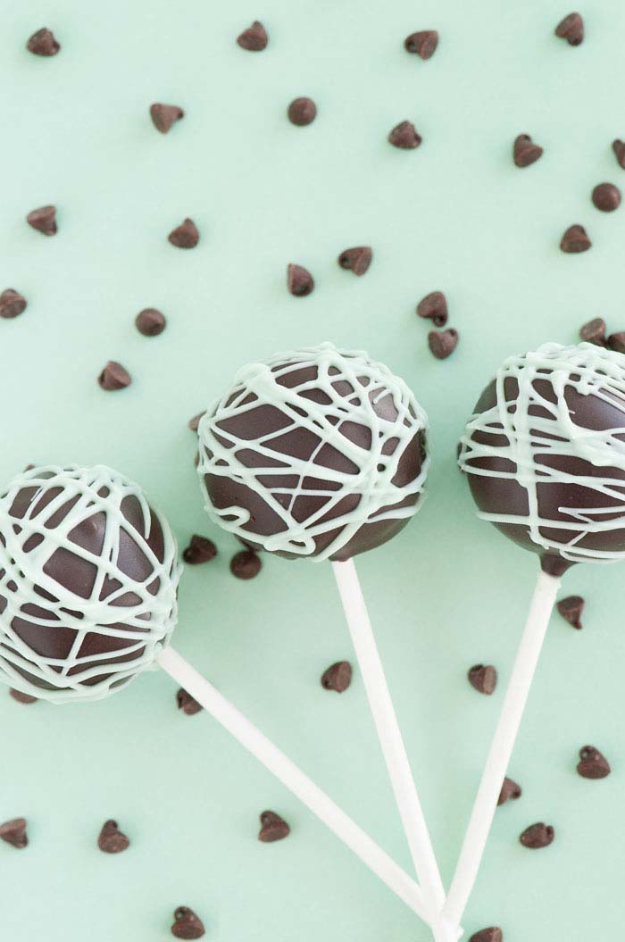 Do It Yourself Mint Chocolate Chip Cake Pops | Sprinkles For Breakfast