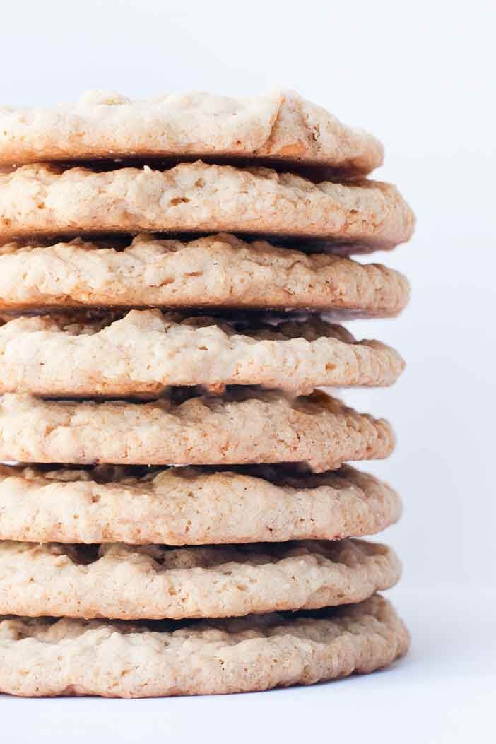 Best Oatmeal Cookies - Quick and Easy Recipe