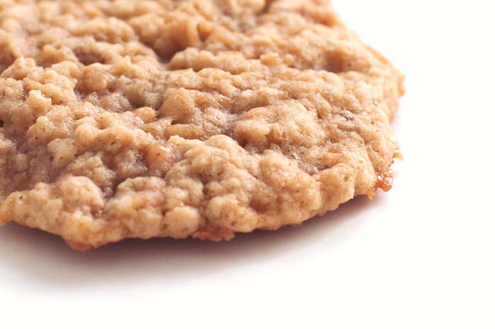 How To Make Oatmeal Toffee Cookies - Quick and Easy Instructions