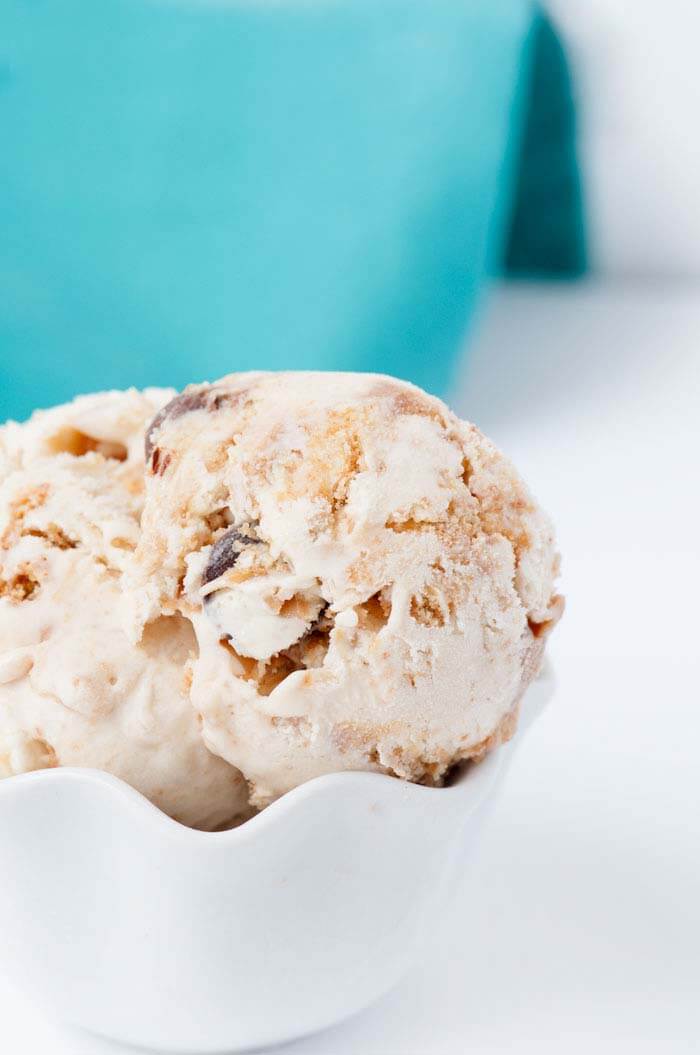 Peanut Butter Ice Cream With Graham Crackers | Sprinkles For Breakfast